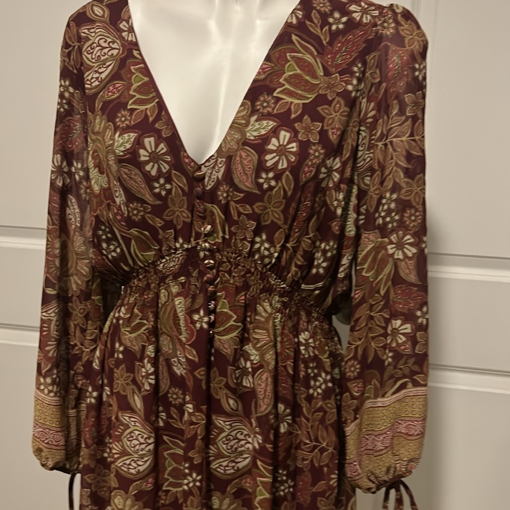 Taylor Dress - Picture 4 of 12